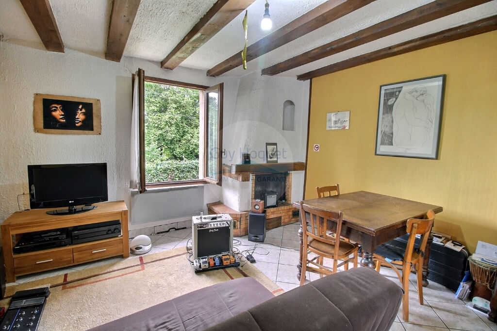 MAISON 3 PIECES - JARDIN - TERRASSE - ATELIER - CALME