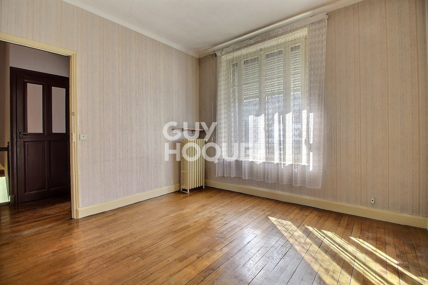 Maison MAXEVILLE - 3 CHAMBRES 1 BUREAU - JARDIN - STATIONNEMENT