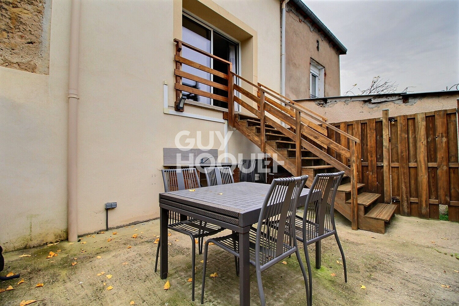 LAXOU VILLAGE - APPARTEMENT 86.88M² CARREZ - 137M2 AU SOL - 3 CHAMBRES - TERRASSE - CELLIER ET CAVE