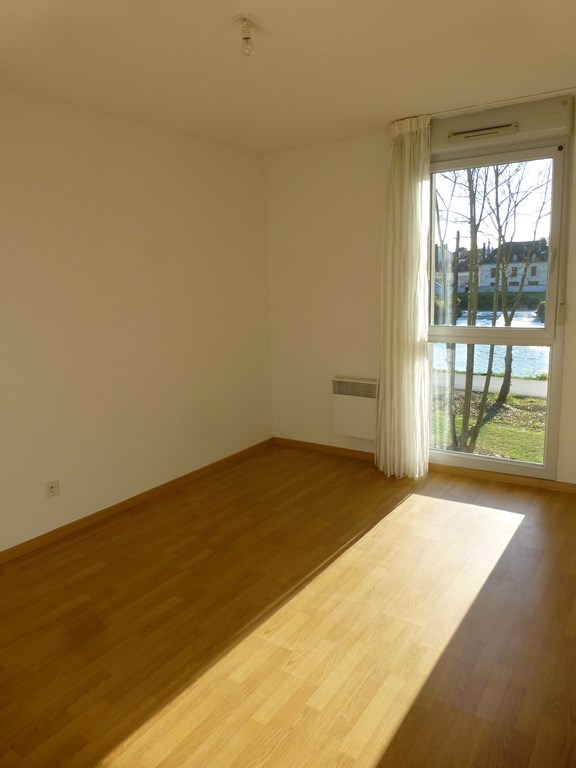 Troyes - Duplex 4 pièces en bordure de seine