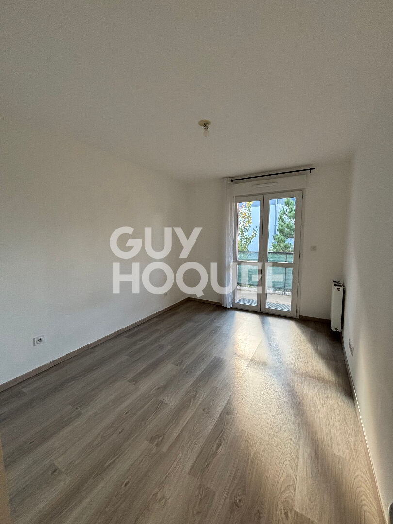 2 pièces -  double garage - balcon