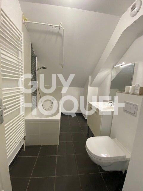 2 pièces de 40.45 m² - balcon de 8m²