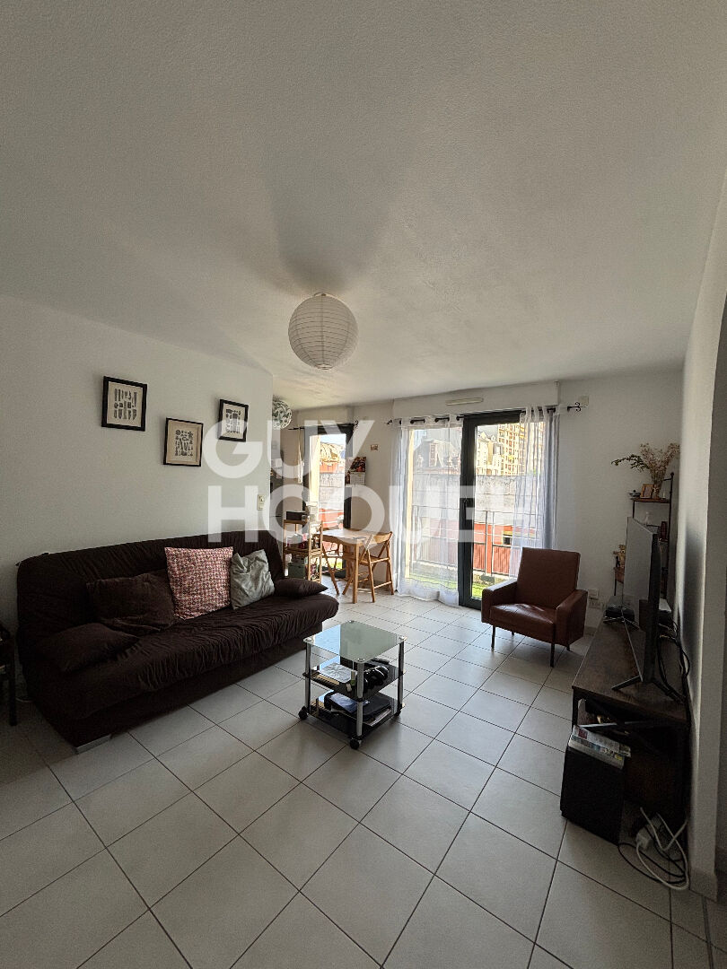 3 pièces de 55.30m² - balcon de 7m² - proche centre ville