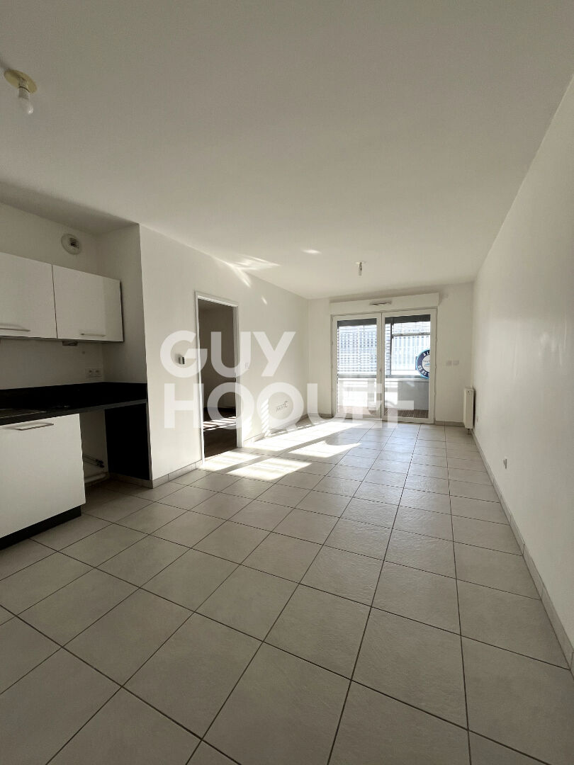 Appartement 2 pièces de 39m2 avec Loggia et emplacement de stationnement sécurisé