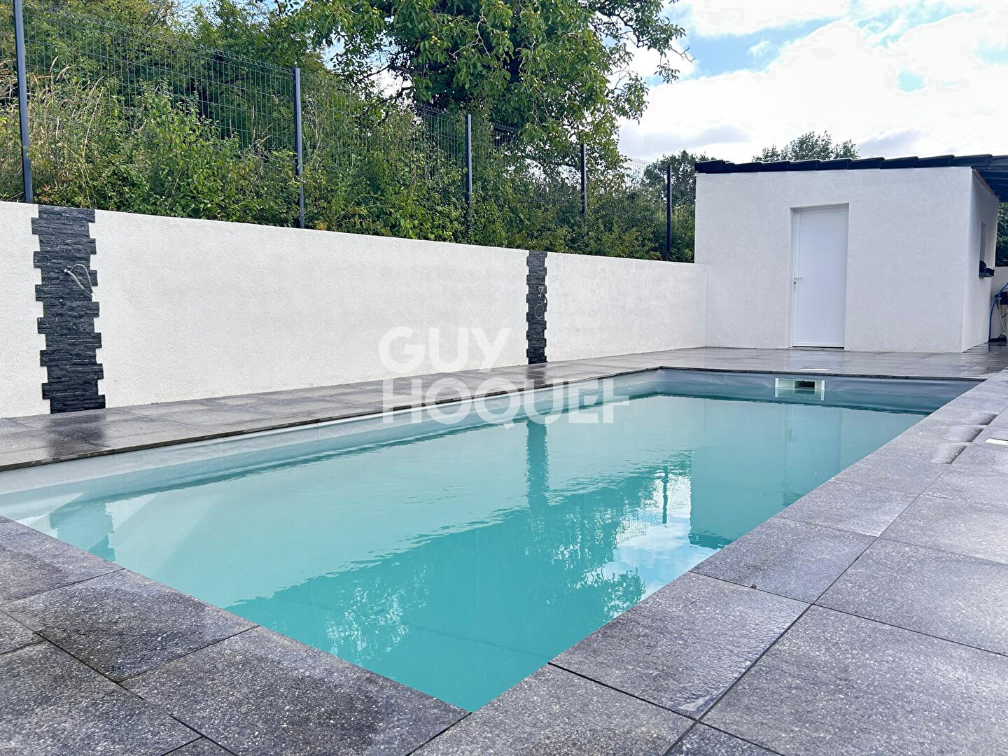Maison à vendre à Semécourt - 5 pièces avec piscine et garage double !