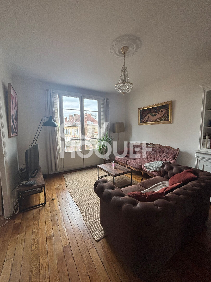 Appartement 4 pièces - centre ville de troyes - parking