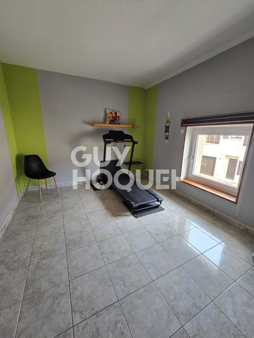 Maison OEUTRANGE 6 pièce(s) 168.94 m2