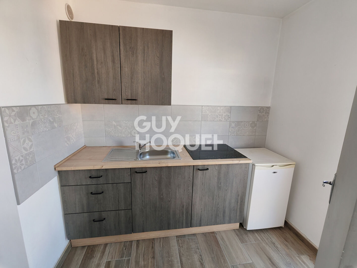 Appartement /Bureau/Local d'activité 