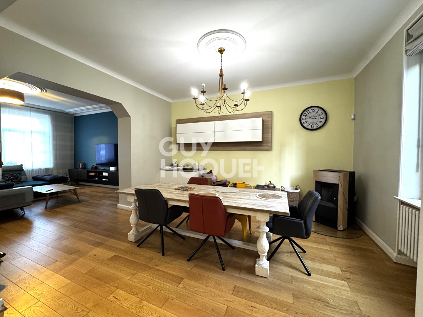 Maison spacieuse à vendre à Serémange-Erzange - 6 chambres, piscine et garage