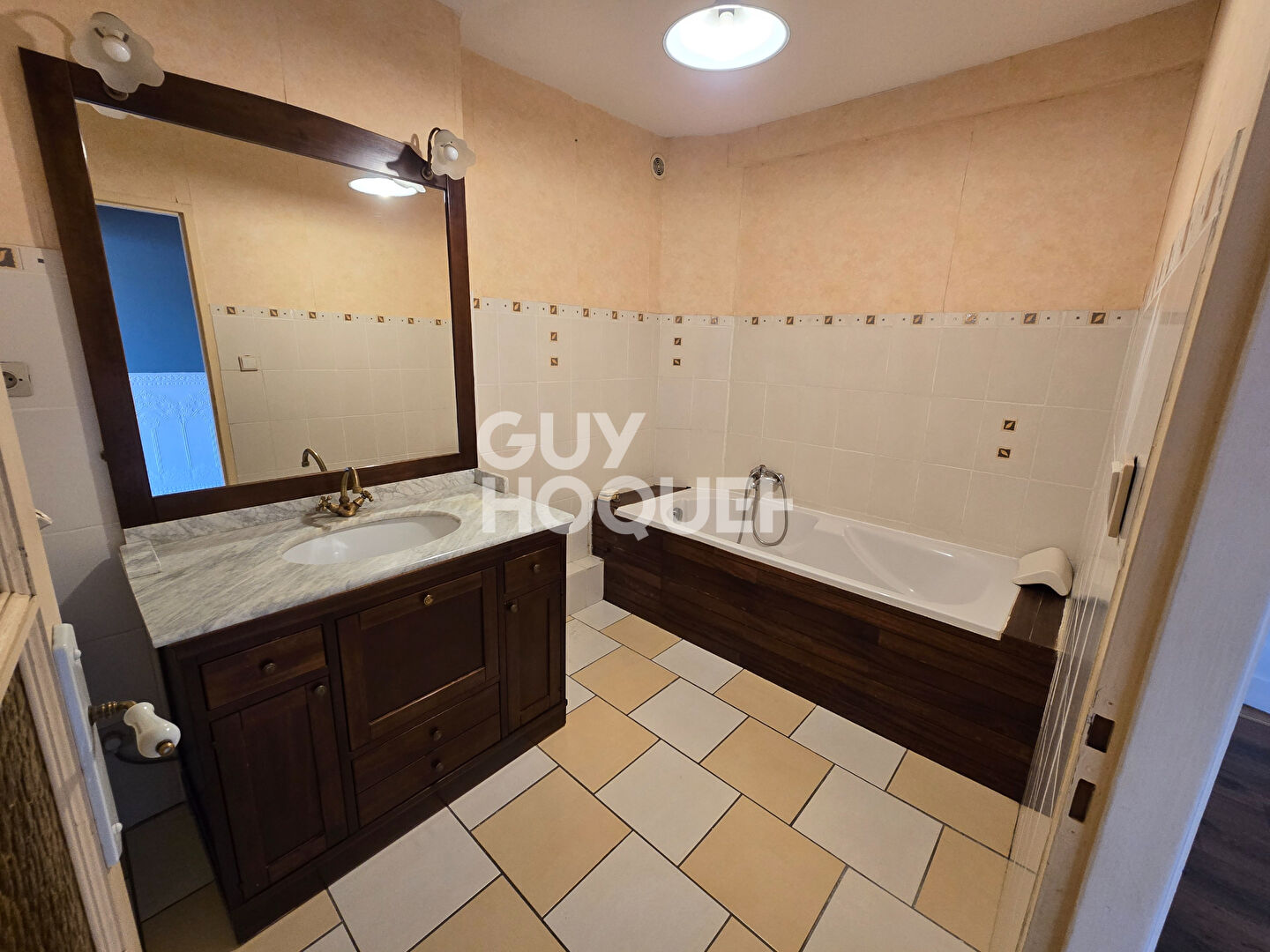 Appartement  5 pièce(s) 112.88 m2