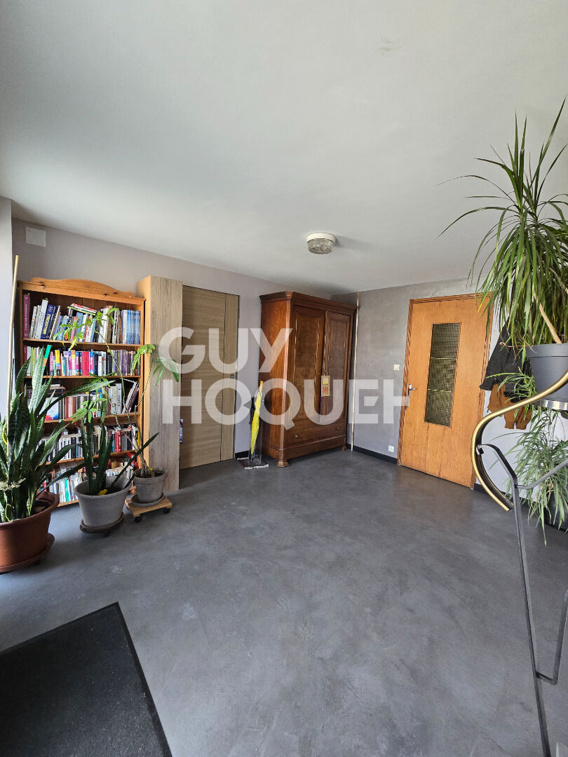 Maison Guélange 4 pièce(s) 150 m2