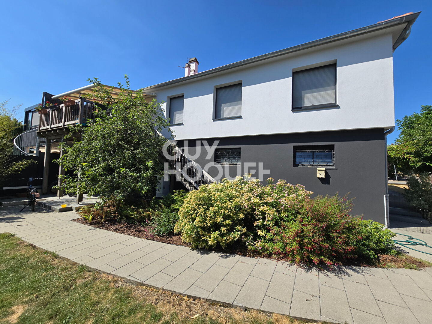 Maison Guélange 4 pièce(s) 150 m2