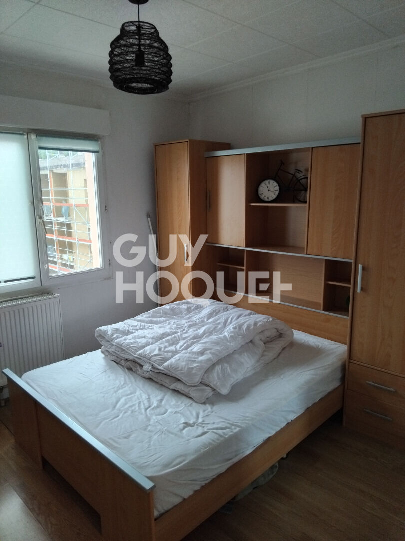 Appartement 2 pièces à louer  meublé en dernier étage à Thionville - Quartier Briquerie