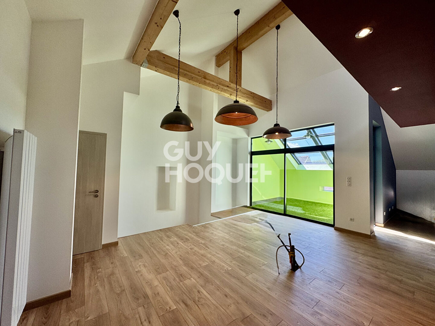 Bien atypique de charme de 208 m² à Thionville OEUTRANGE 