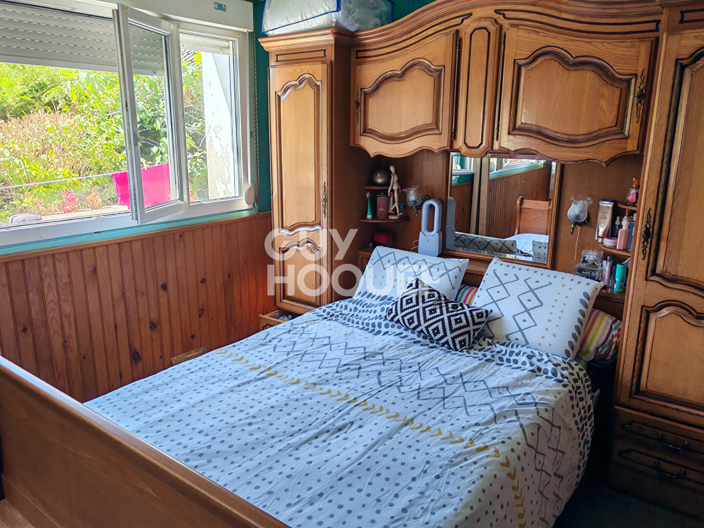 Appartement La Chapelle Saint Luc avec terrasse et jardin
