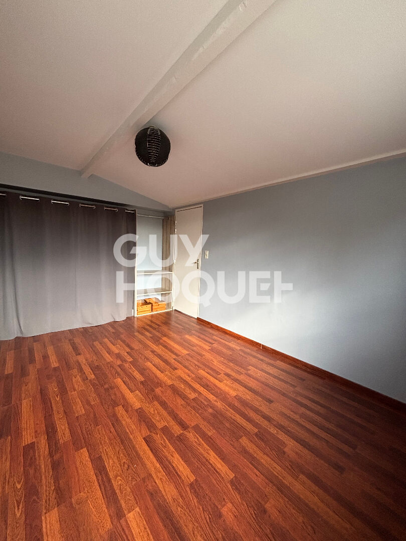 2 pièces - 45m² - place de parking en sous sol