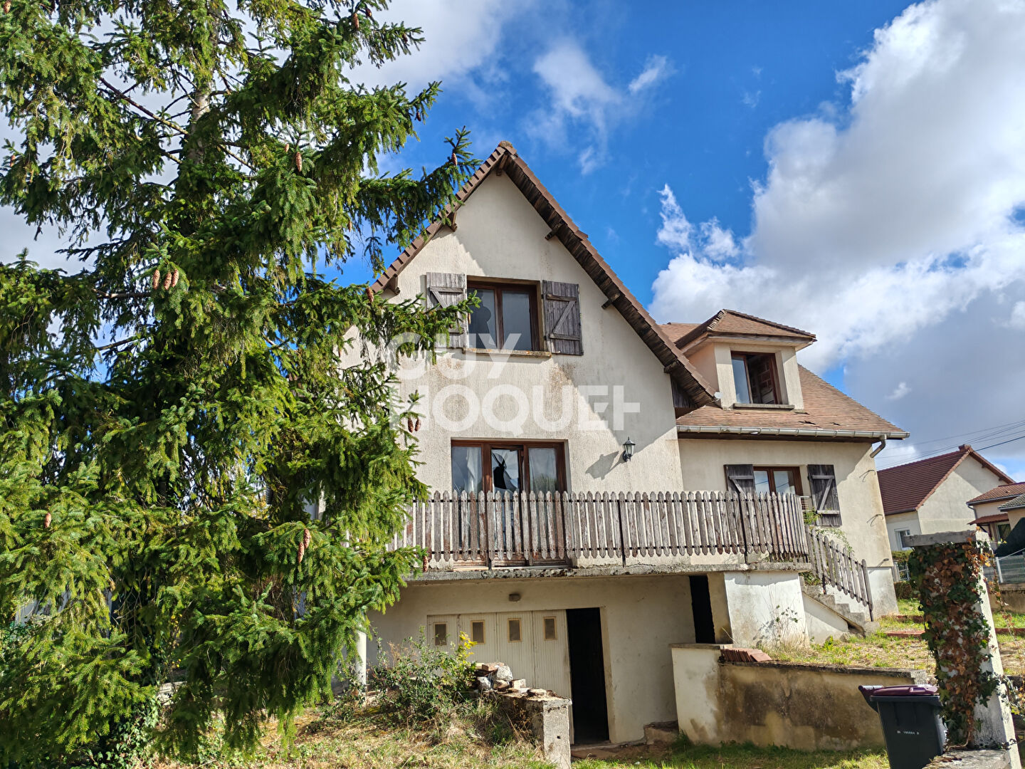 Maison 7 pièces 250 m² · à Sainte-Maure · 250 m² · 108 000 €