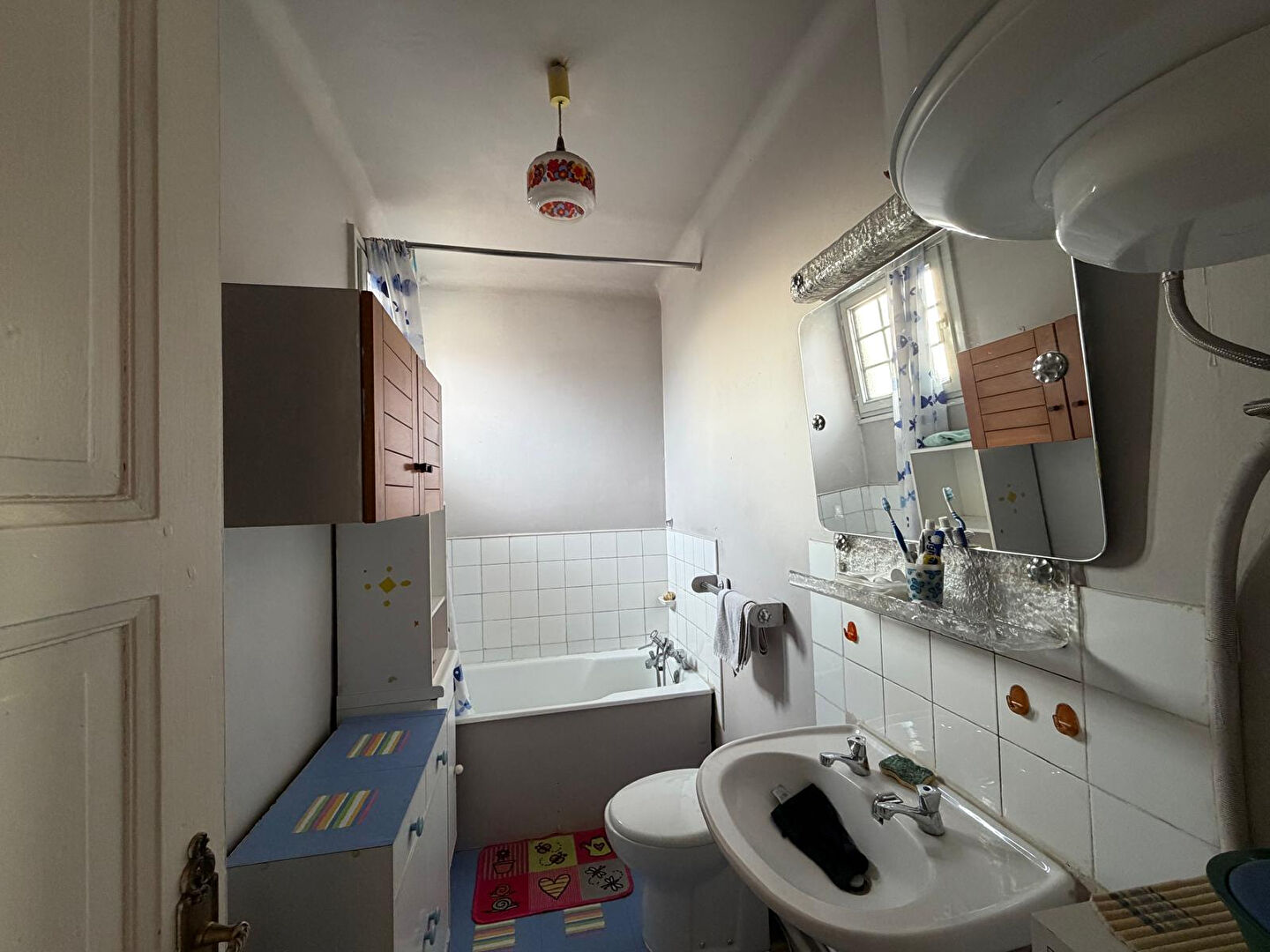 Maison à vendre à Custines - 4 pièces, 3 chambres, fort potentiel