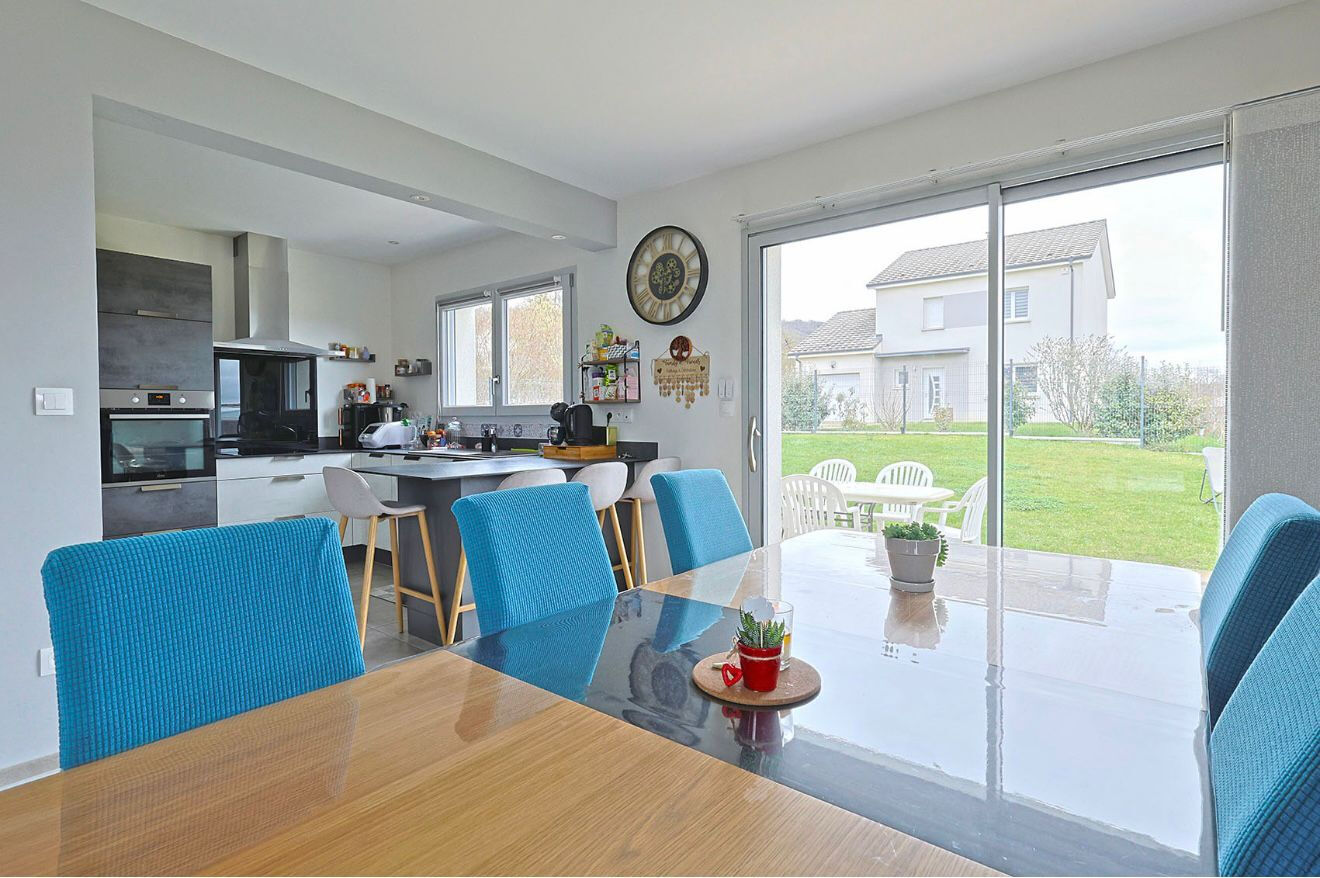 Maison à vendre à Neuves-Maisons : votre futur QG familial avec jardin XXL !