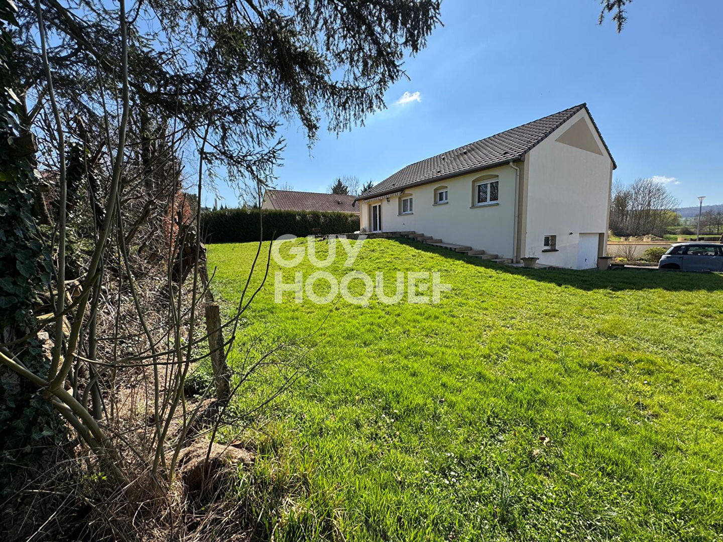 Maison spacieuse à vendre à Maizières - Exclusivité Guy Hoquet