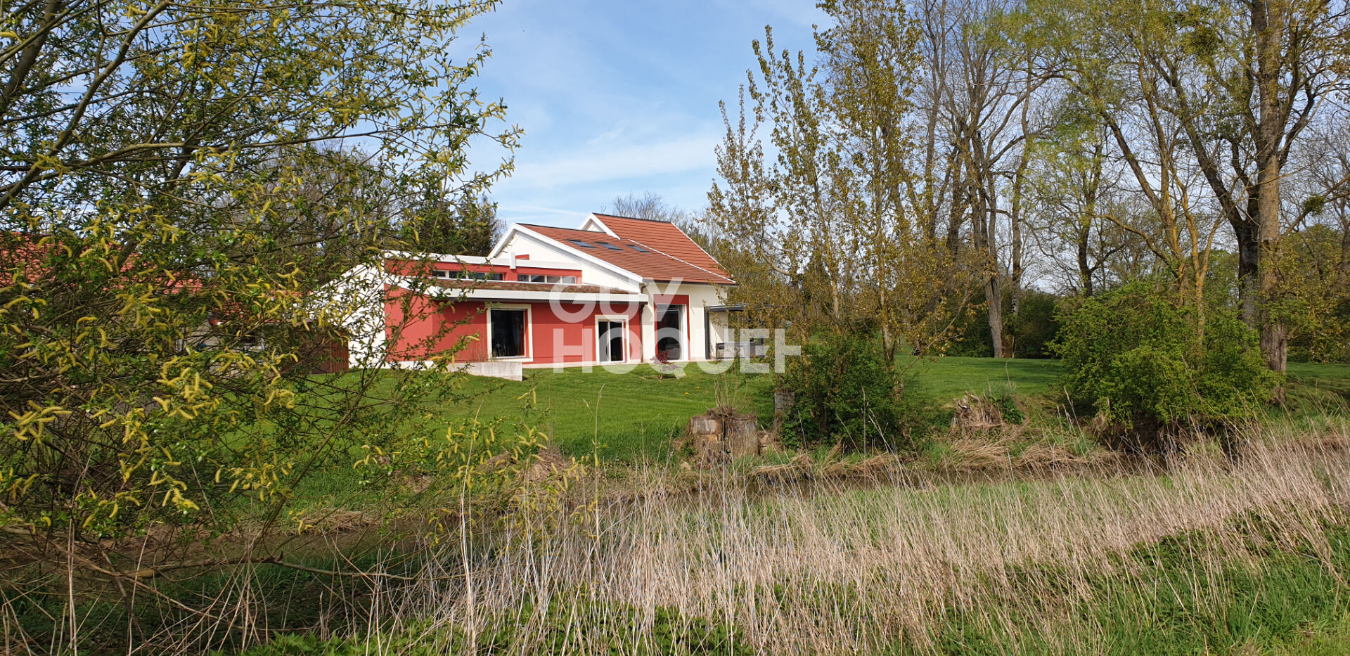 Maison spacieuse à vendre à Vitrey - Référence 650