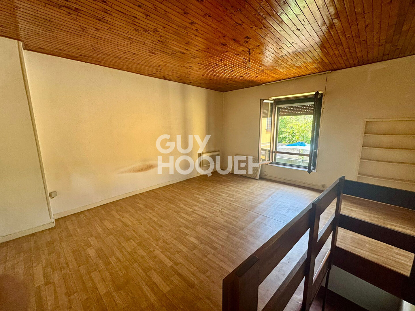 Ensemble immobilier : Deux maisons + garages 179 000 