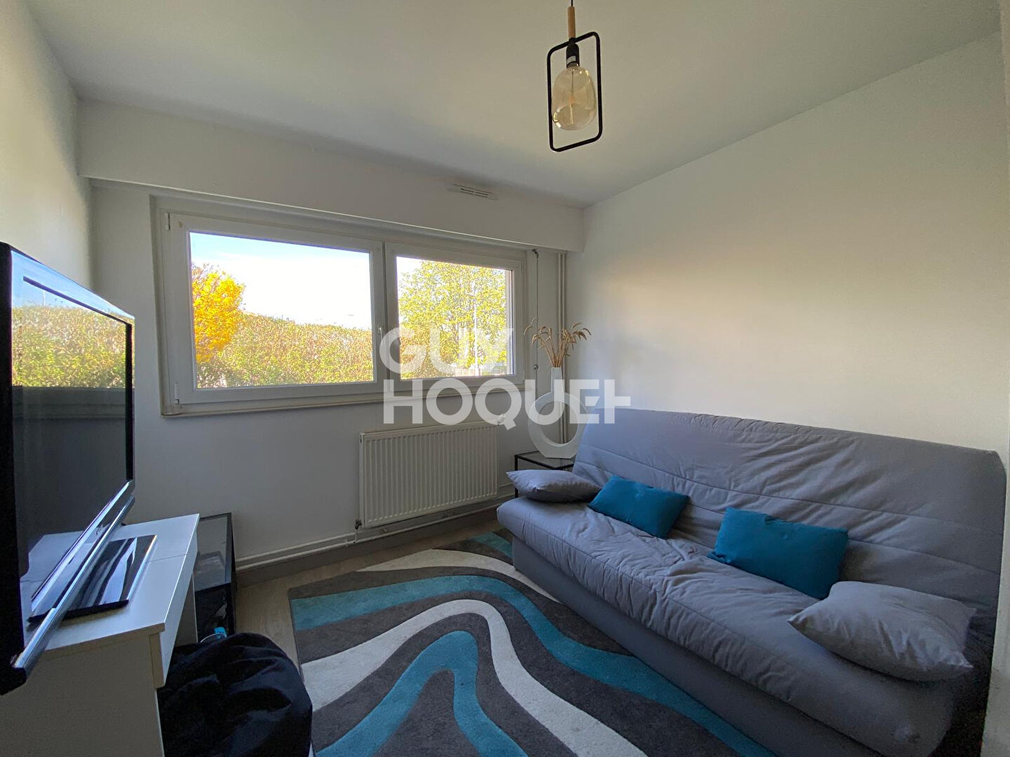 Maison à vendre dans quartier prisé : Le bonheur à portée de main !