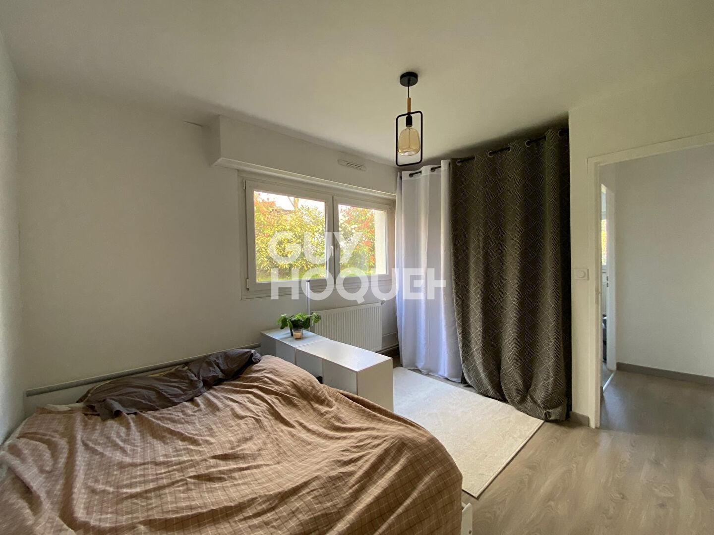 Maison à vendre dans quartier prisé : Le bonheur à portée de main !