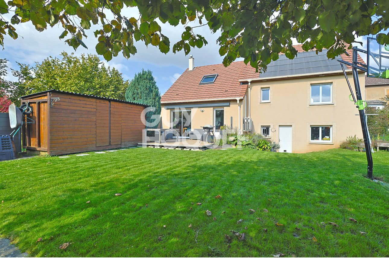 Maison à vendre : le bonheur à Neuves-Maisons pour 339 000  !