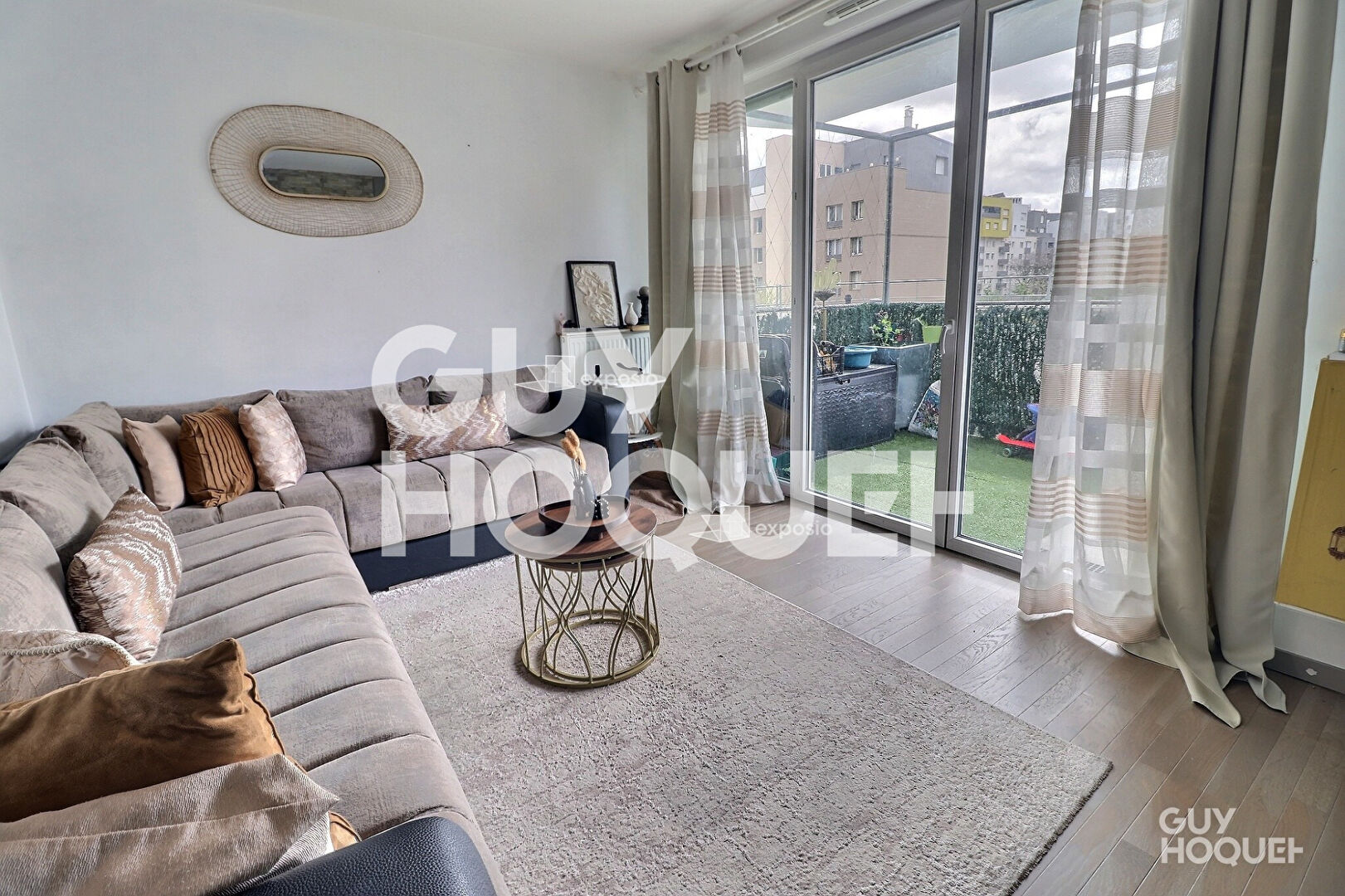 DEUX PIECES - NANTERRE UNIVERSITE