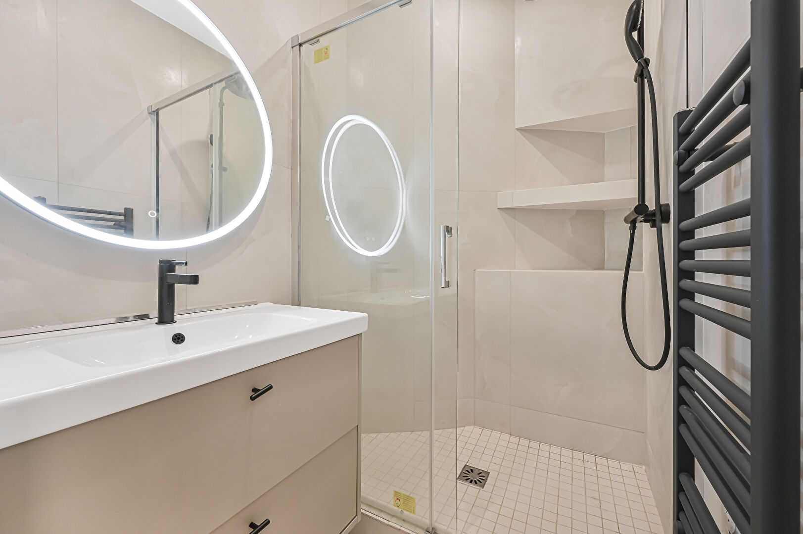 NANTERRE - HYPER CENTRE