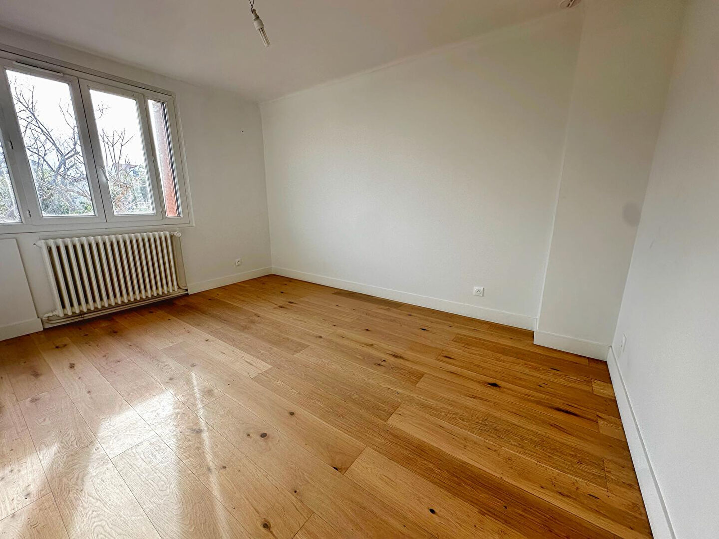 NANTERRE - QUARTIER MONT VALERIEN