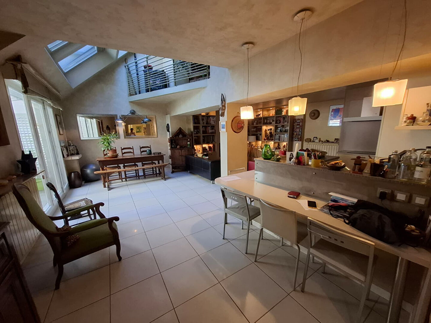 NANTERRE - HYPER CENTRE