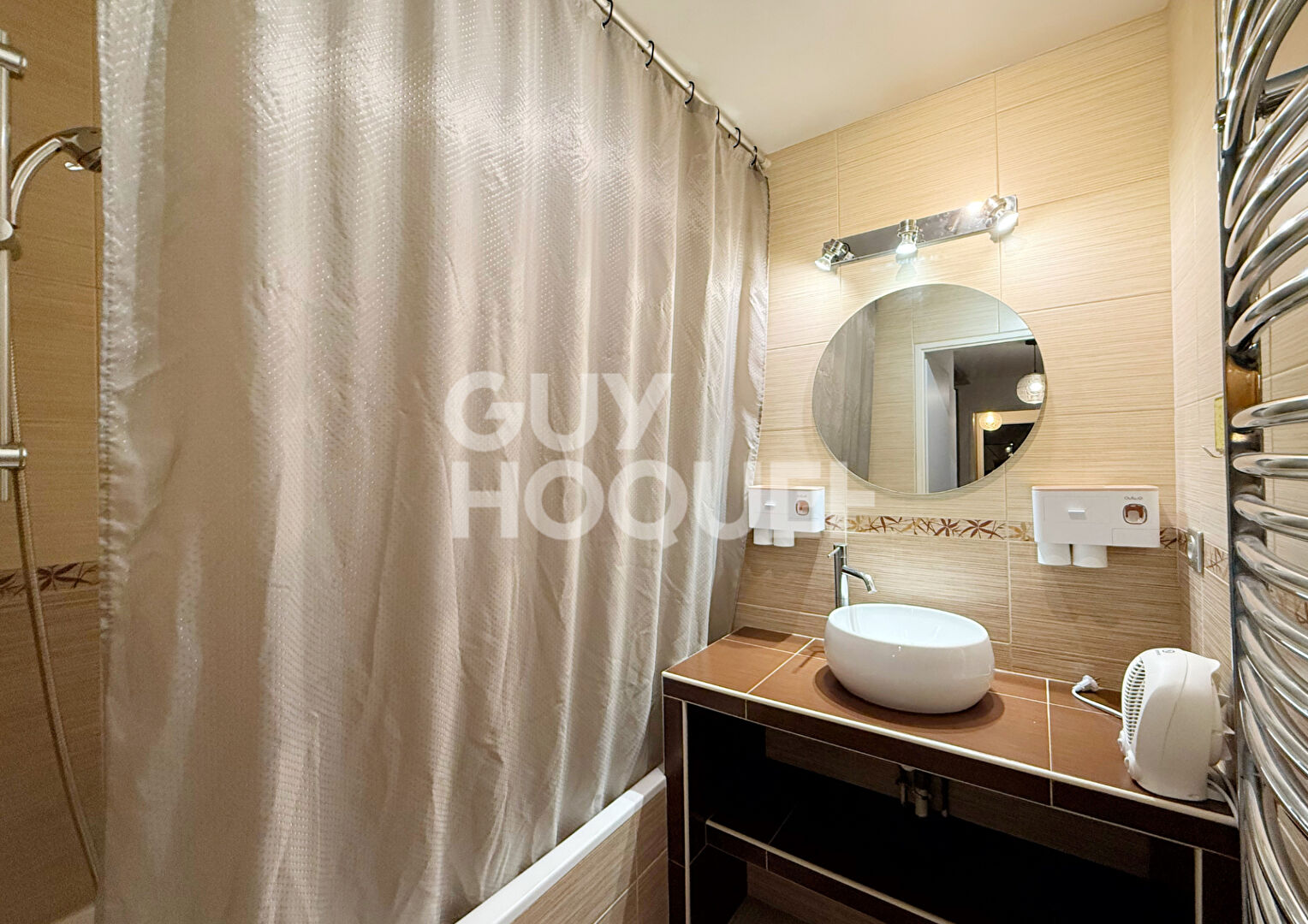 Charmant appartement meublé  Rue des Buissons