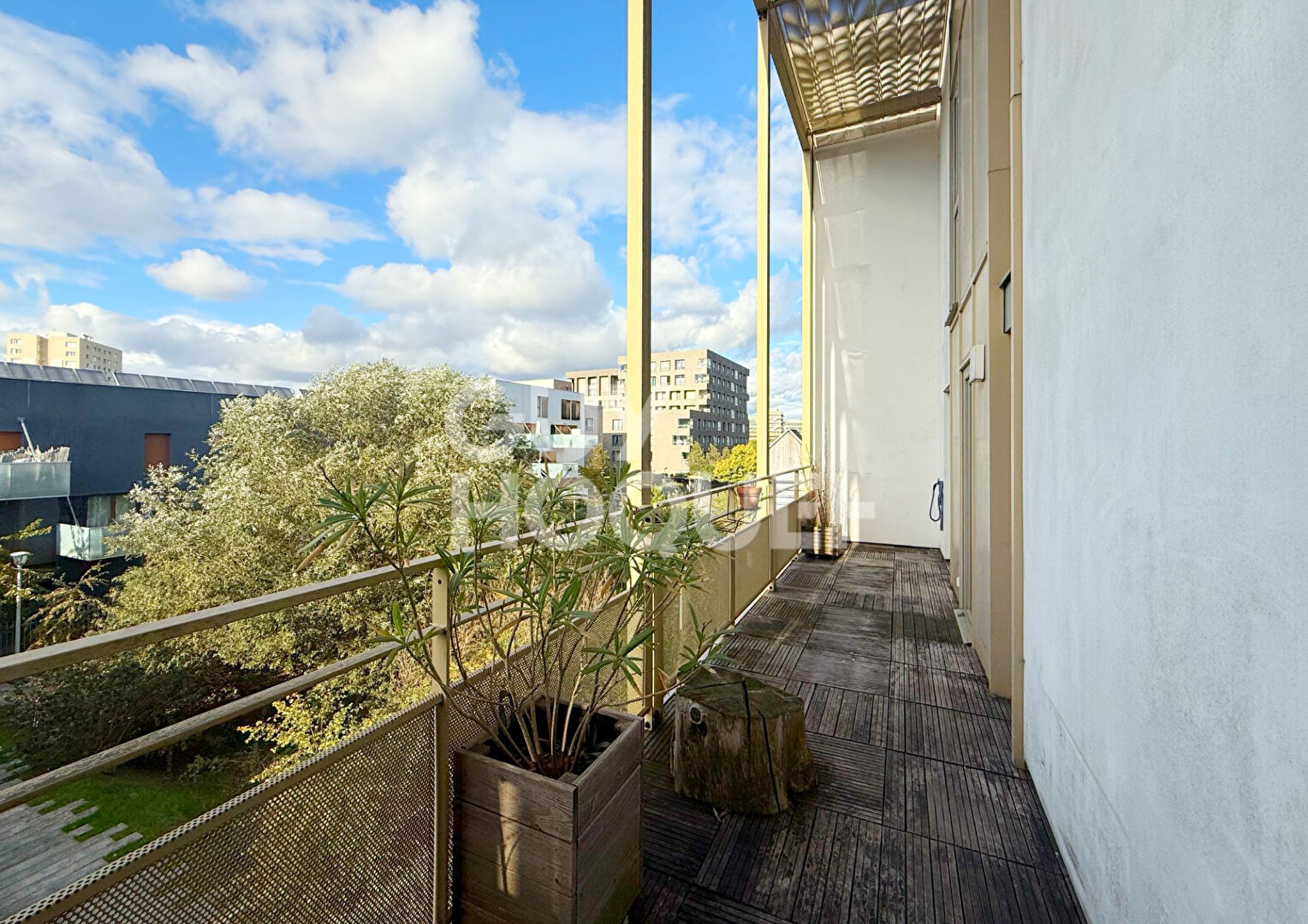 À louer - Appartement 4 pièces avec terrasse et parking