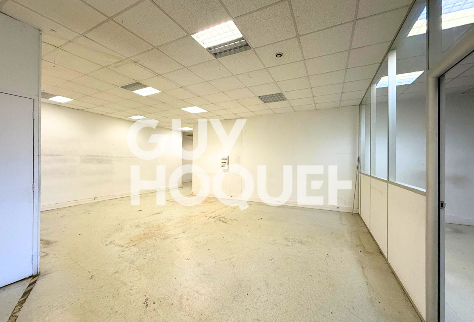 Local commercial à louer  Secteur très commerçant