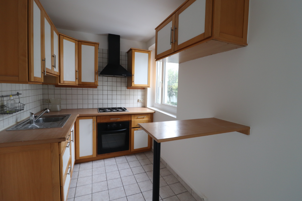 3 PIECES  NANTERRE UNIVERSITE