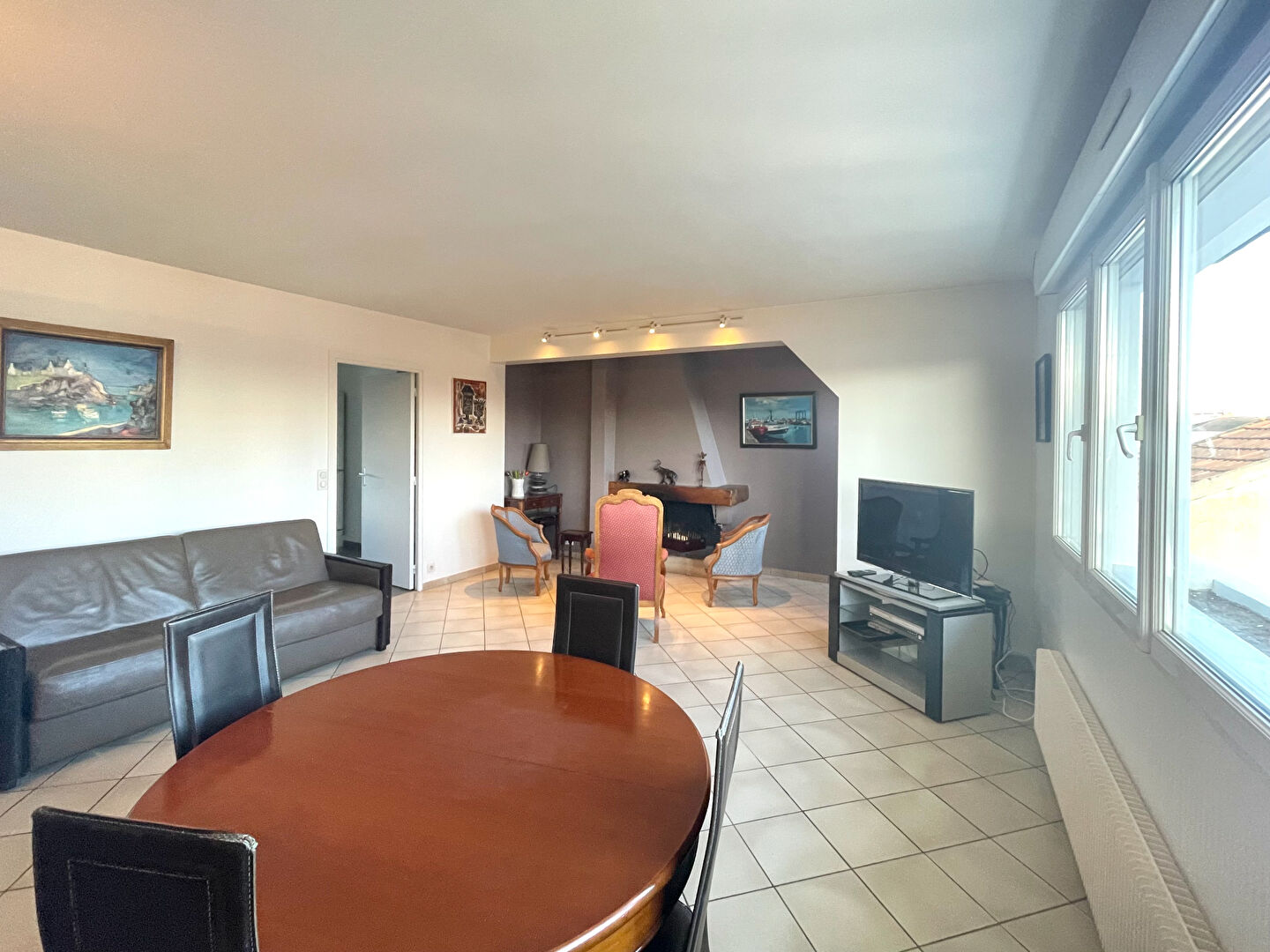 QUARTIER CENTRE VILLE - LUMINEUX T3 - JARDIN ET PARKING