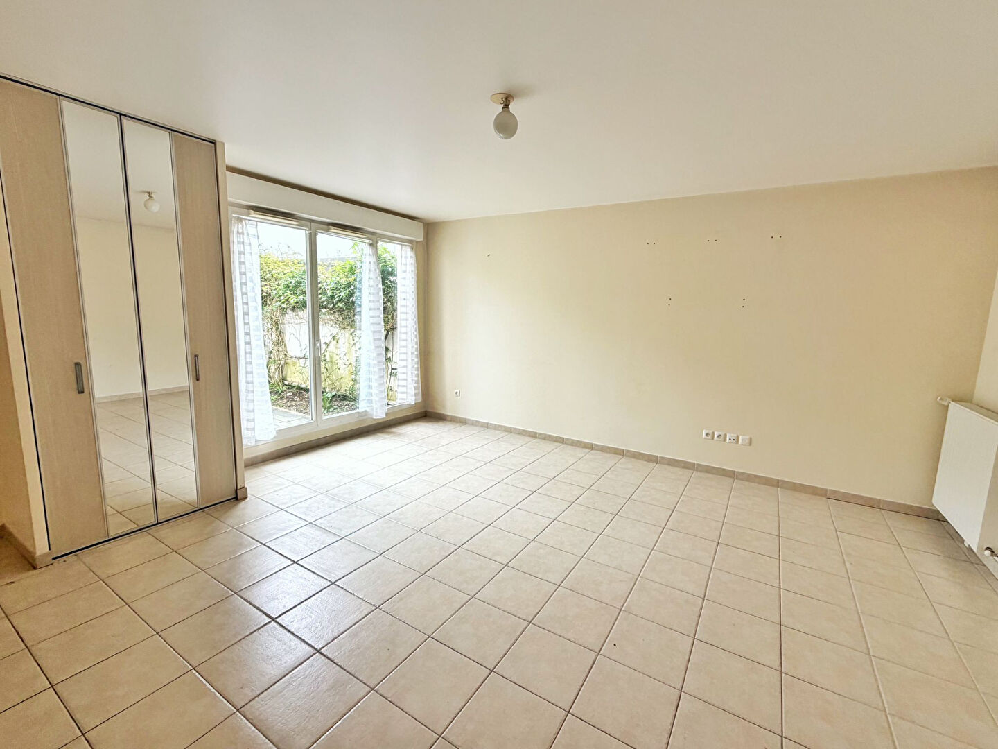 Maison Nanterre 4 pièce(s)