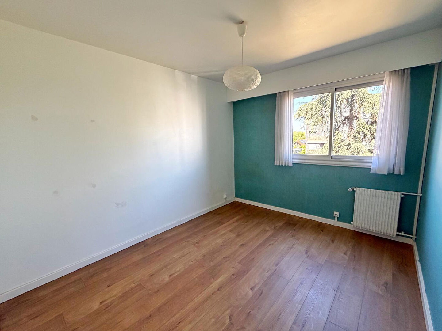 5 pièces 108.29 m2 Nanterre