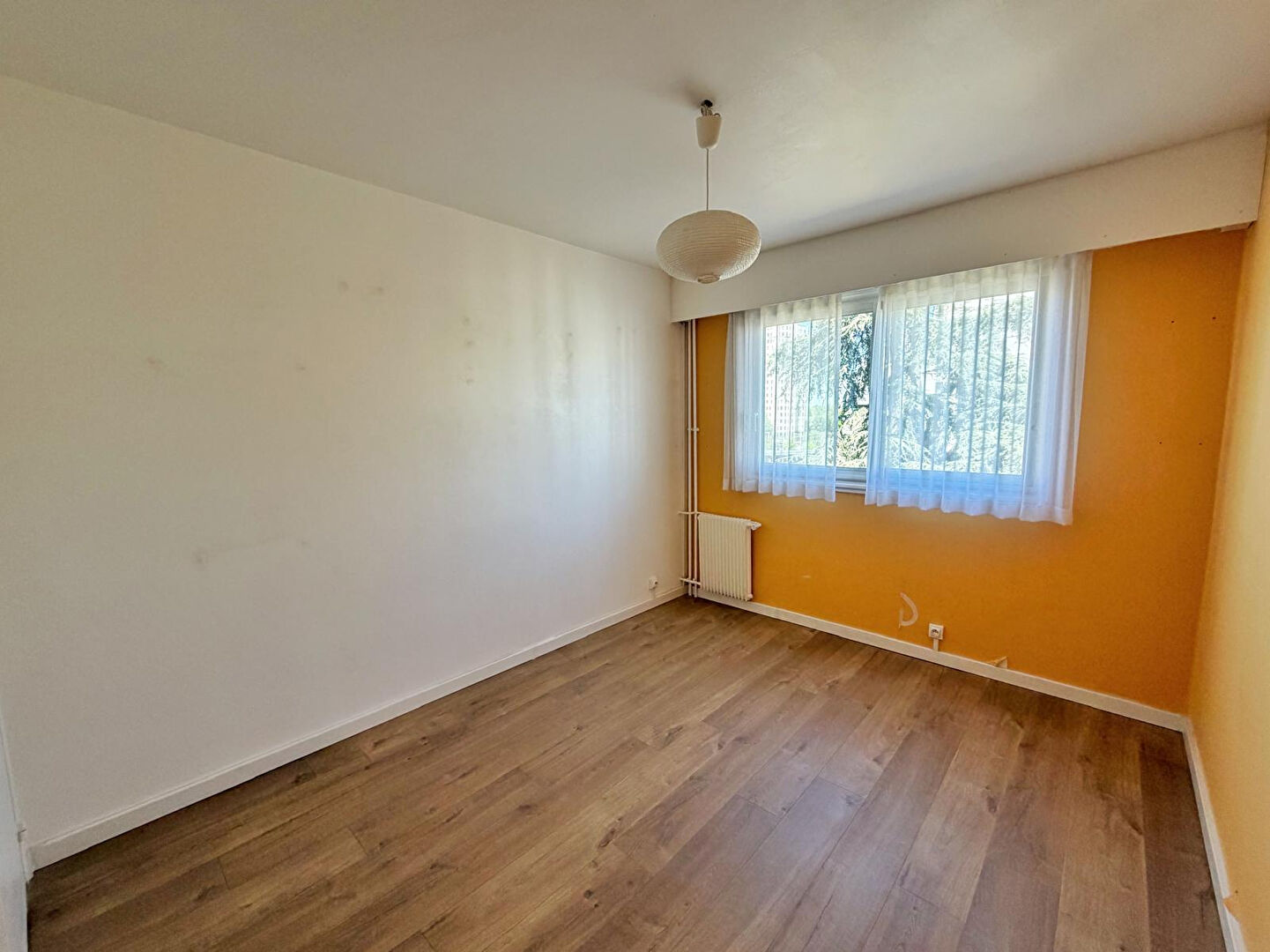 5 pièces 108.29 m2 Nanterre