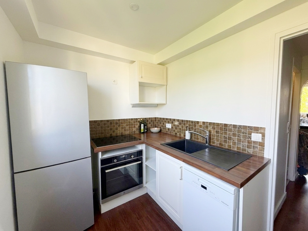 À vendre Appartement 4 pièces à Rue de l'Ouest Nanterre