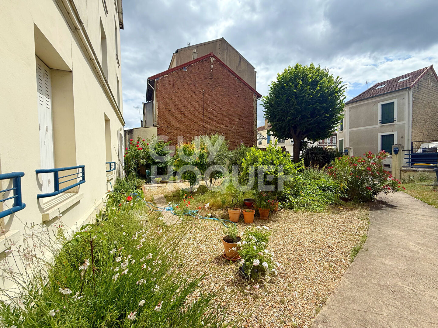 Studio au coeur du quartier des Musiciens à Nanterre Ville