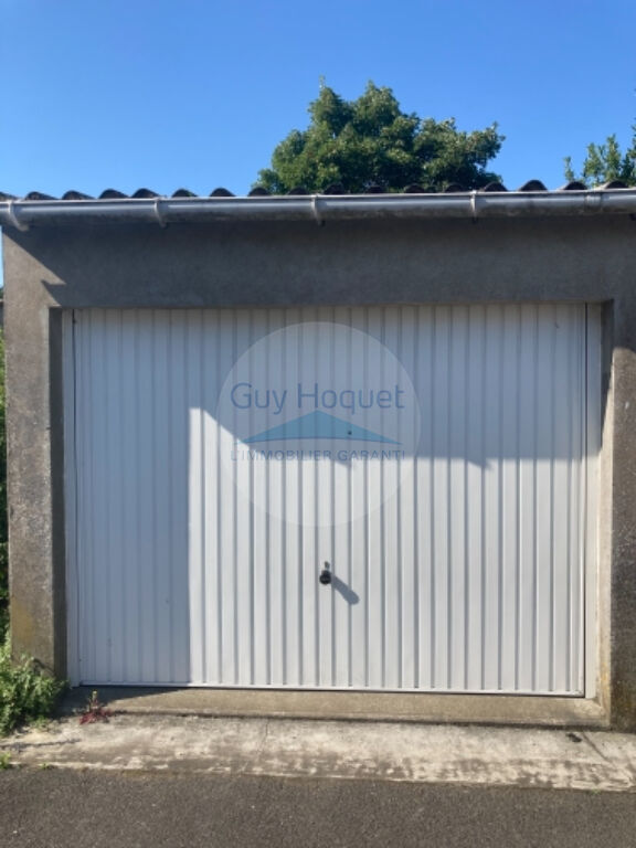 Parking / box Nantes 16 m2