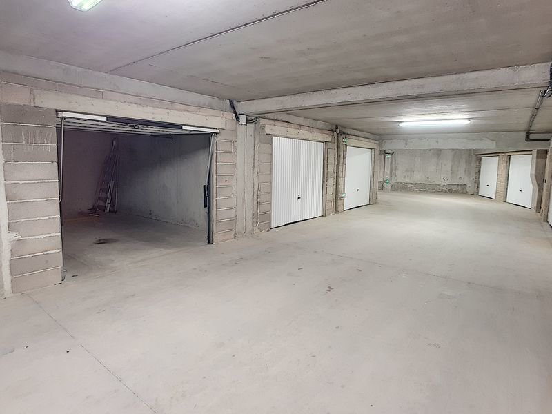 Garage - Bas de St Pierre La Mer
