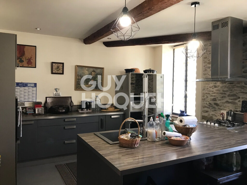 LA LIVINIERE : maison de caractère 5 pièces à vendre, terrasse, garage 57m2