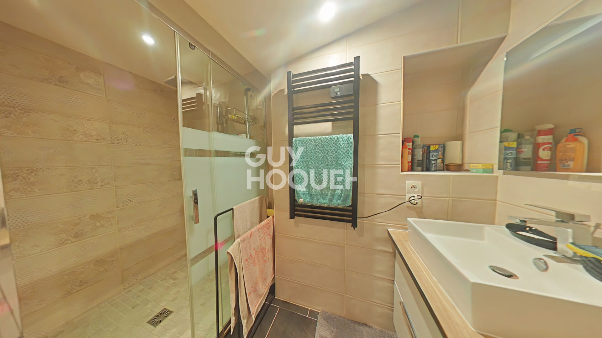 LA LIVINIERE : maison de caractère 5 pièces à vendre, terrasse, garage 57m2