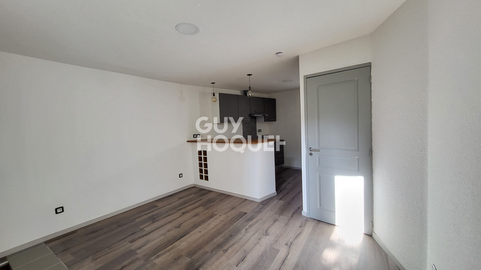 MAISON DE VILLAGE 440 HC