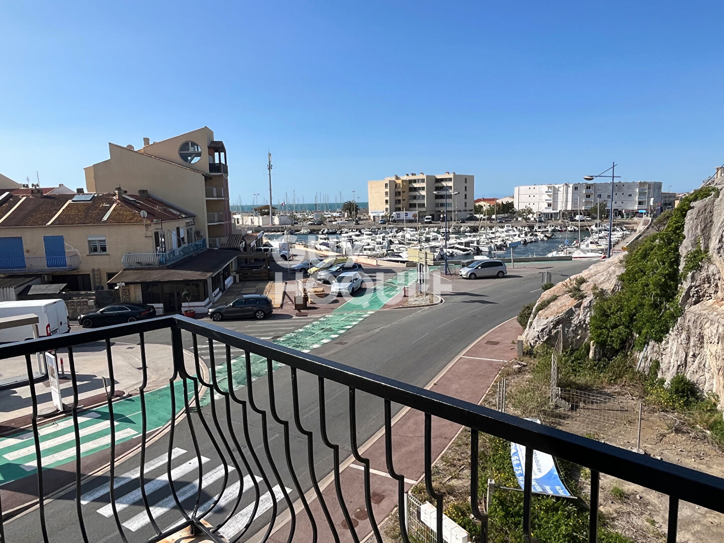 SAINT PIERRE LA MER : appartement T2 (50 m²) à vendre