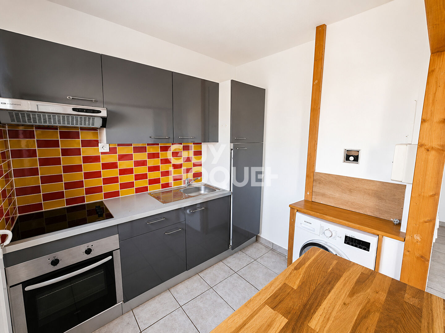 LOCATION d'un appartement F1 (31 m²) à LEZIGNAN CORBIERES